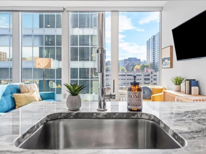 Cozysuites Modern 1Br, Ppg Paints Arena, Pitts Pittsburgh Buitenkant foto